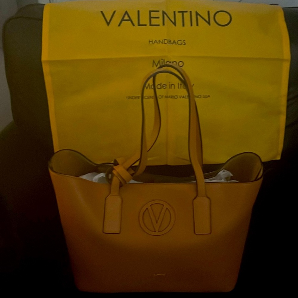 Valentino Caramel Hobo Made in Italy